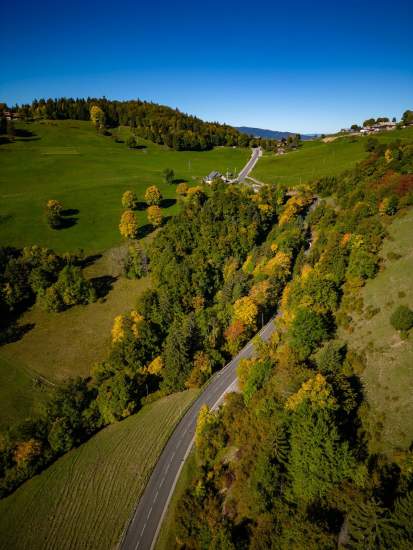 L'Auberge de Montmin· <span><span> Restaurant 2 étoiles Michelin<span> Talloires</span> </span></span>- Maison de cuisine 
